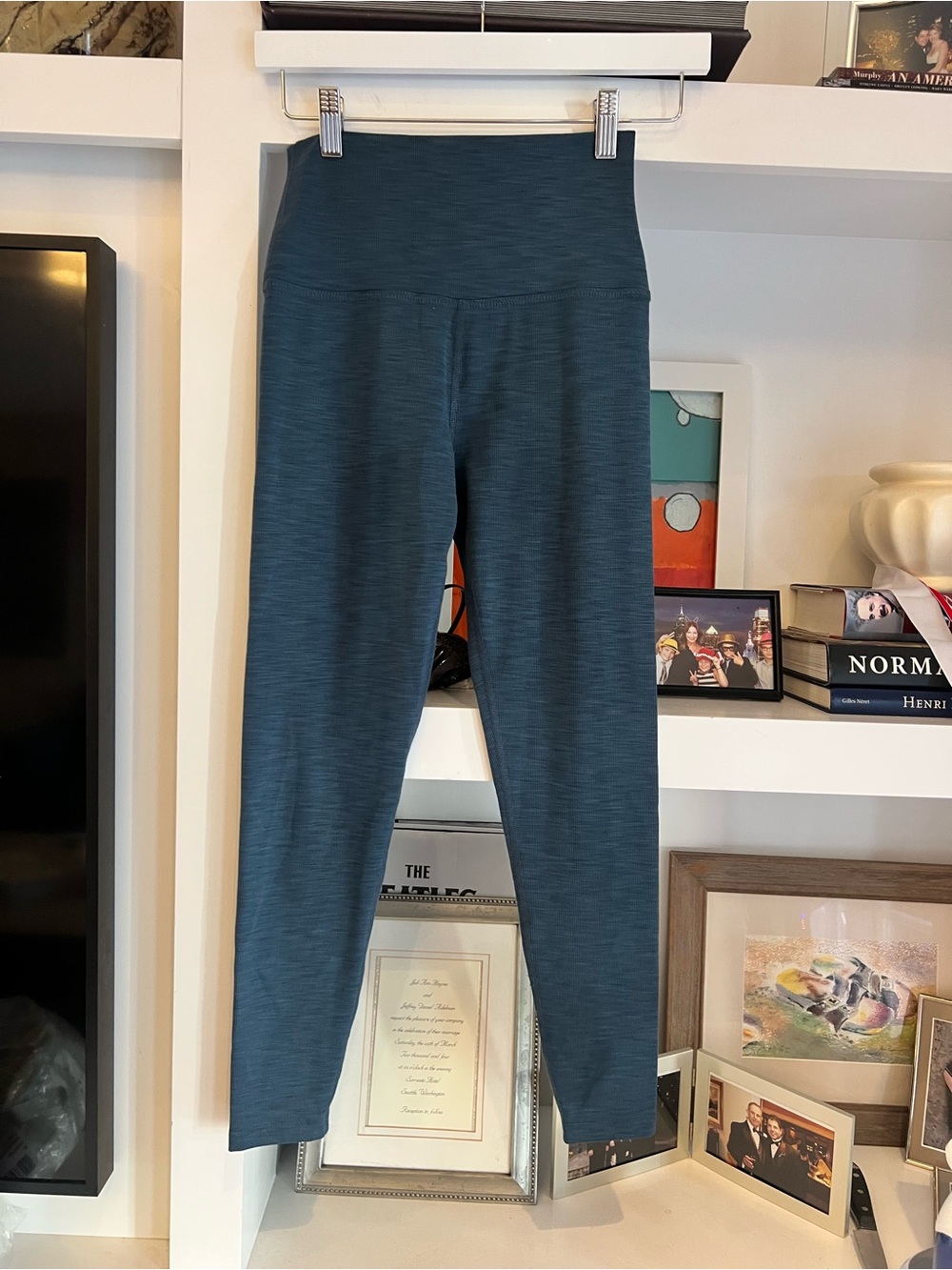 Women’s size medium beyond yoga High-Waist Teal Leggings